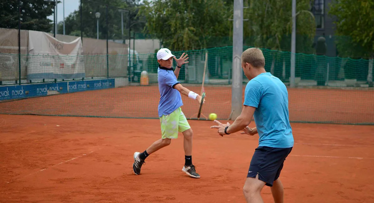 Junior tennis players Serbia technical session